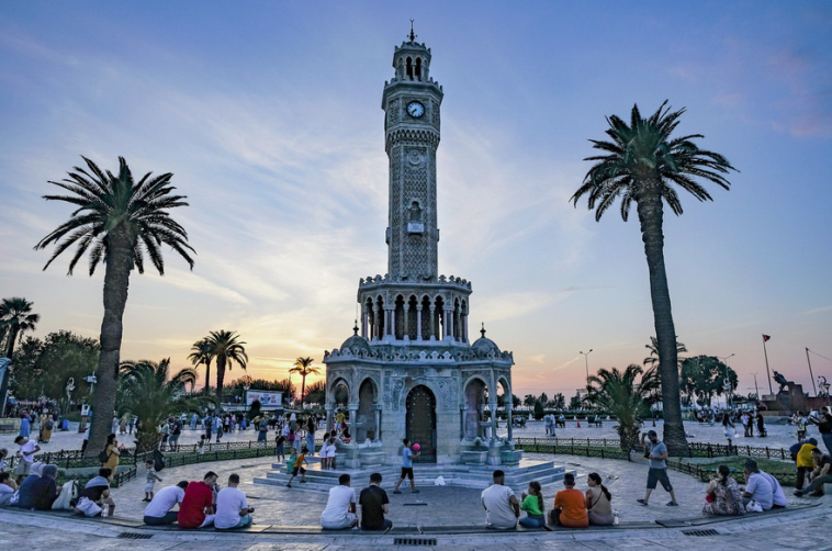 İzmir Geri Görüş Kamerası